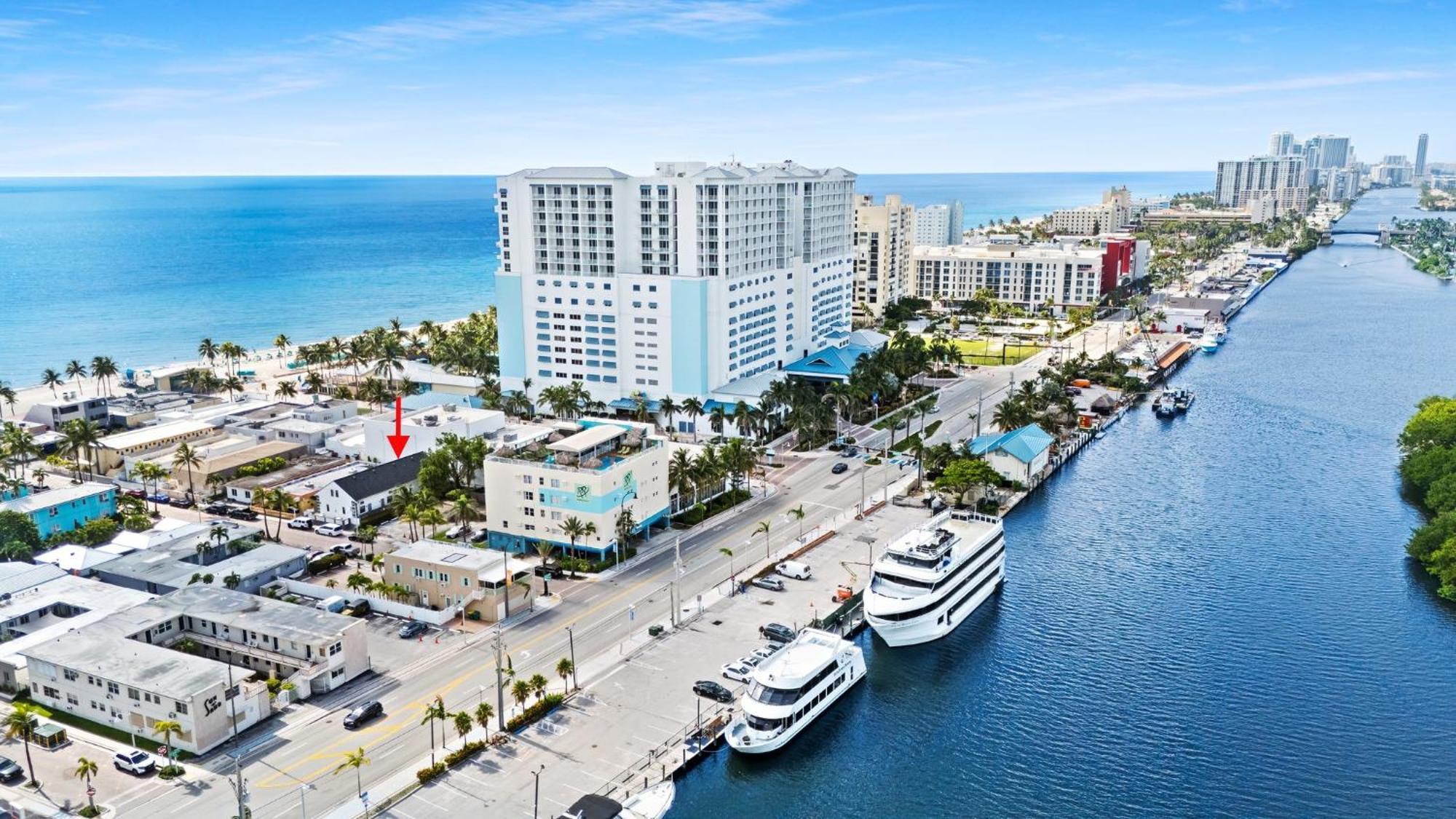 Modern Deluxe Loft Hollywood Beach Unit # 8 Apartment Exterior photo